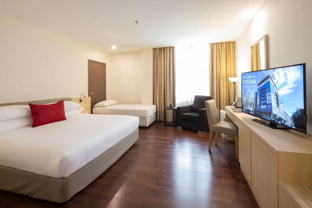 Rocana Hotel Kuantan Extérieur photo