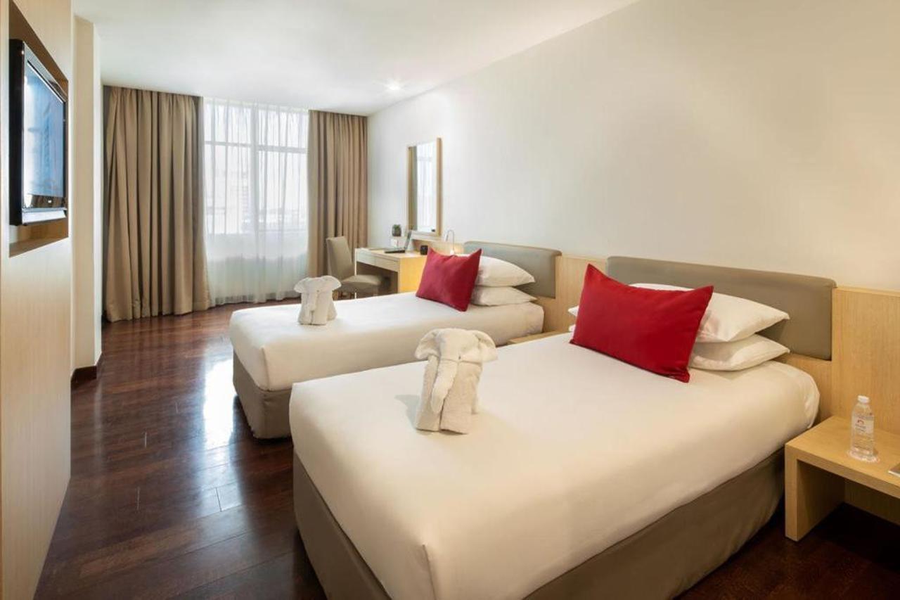 Rocana Hotel Kuantan Extérieur photo